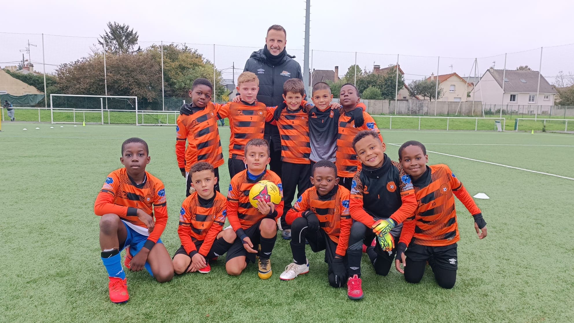 Fontenay-en-Parisis Football Club